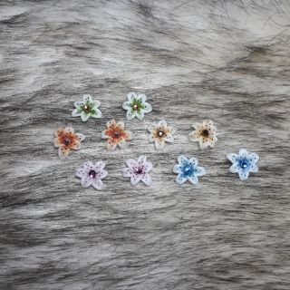 hoa bột nail - hoa ly