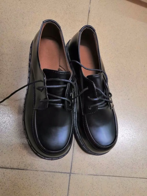 Giày oxford dây tròn lót nâu