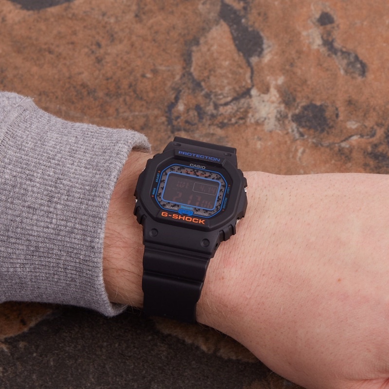 Đồng hồ nam Casio G-SHOCK GW-B5600CT-1 kết nối Bluetooth, chống va đập chính hãng