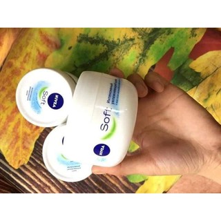 Kem dưỡng ẩm Nivea Soft