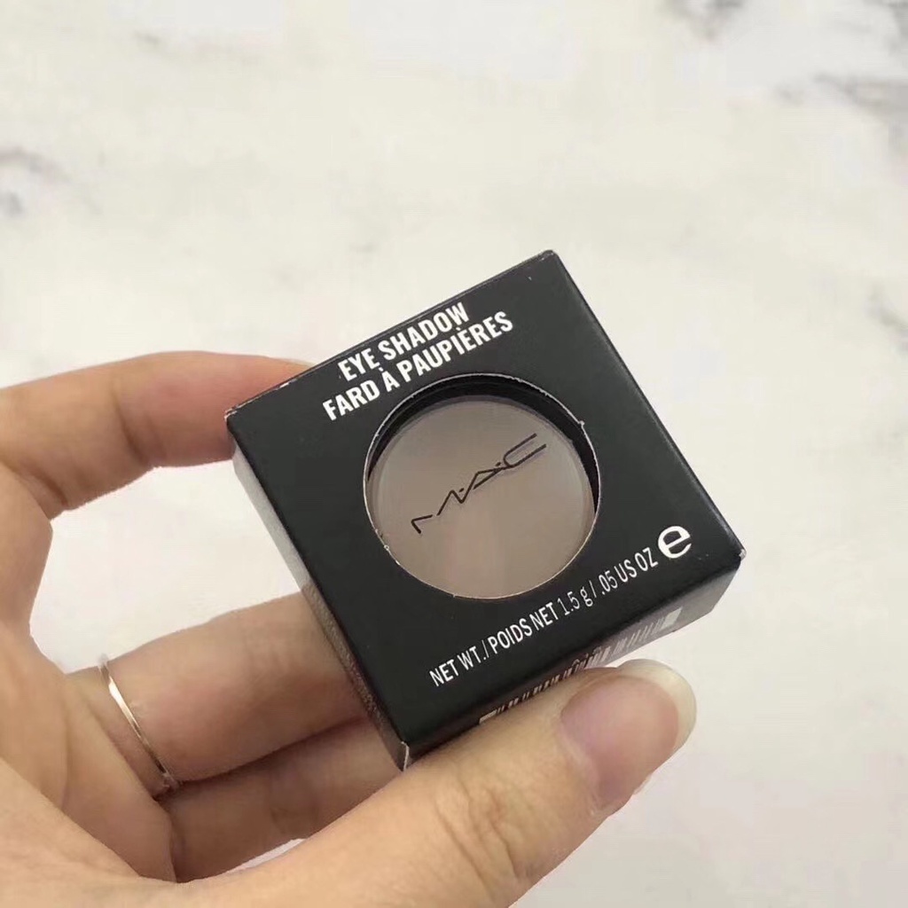 Phấn Mắt Đơn Sắc Bắt Sáng Trang Điểm Ba Chiều Mac focus 1.5g