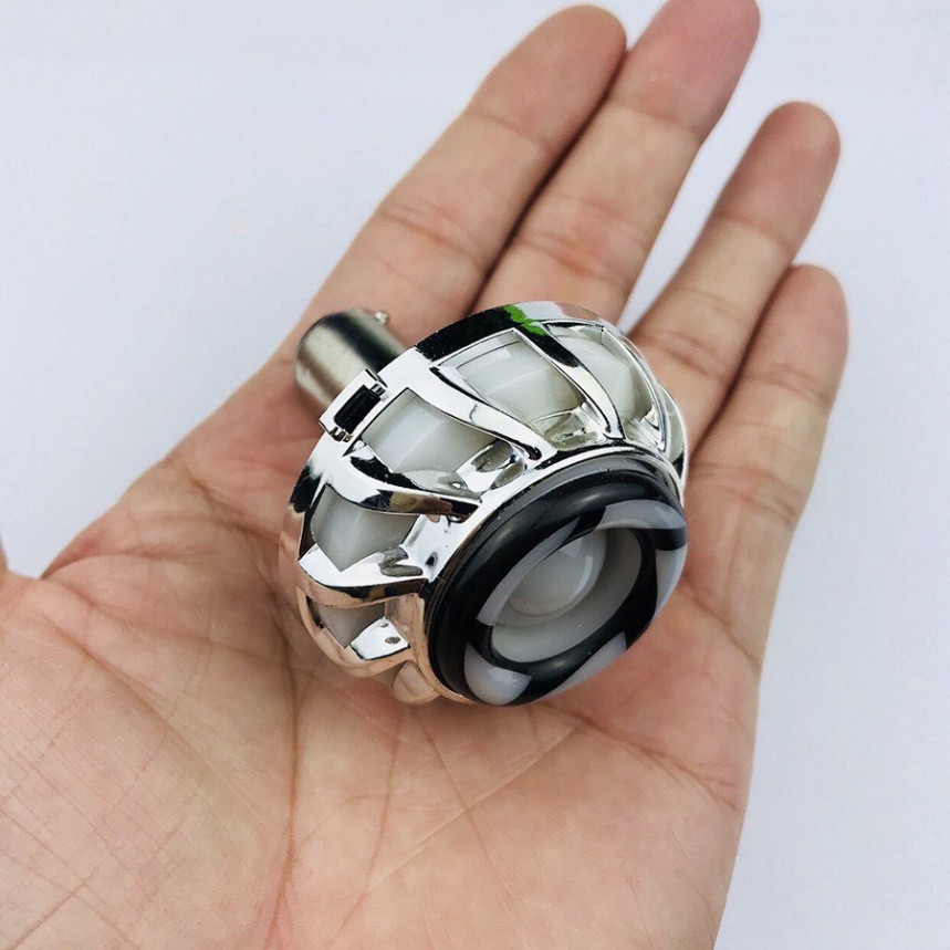Đèn Hậu Nháy Lập Lòe 7 màu gắn xe máy