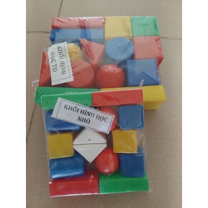 Khối hình học to, nhỏ, đồ dùng thông tư 02