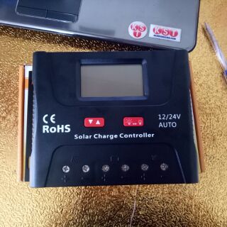 Bộ điều khiển sạc 60a pwm srne
