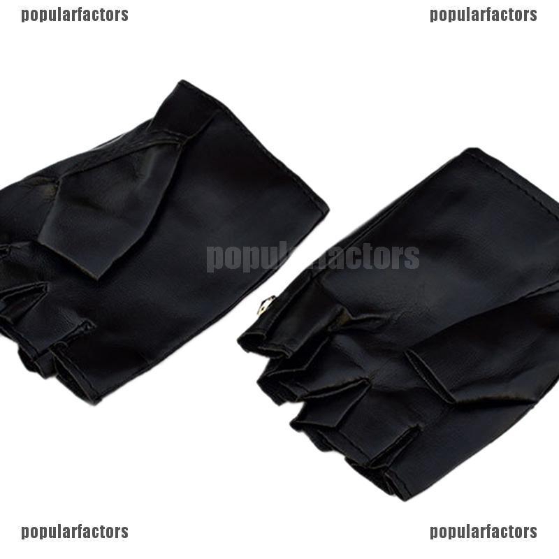 Găng tay hở ngón gắn đinh tán phong cách cá tính