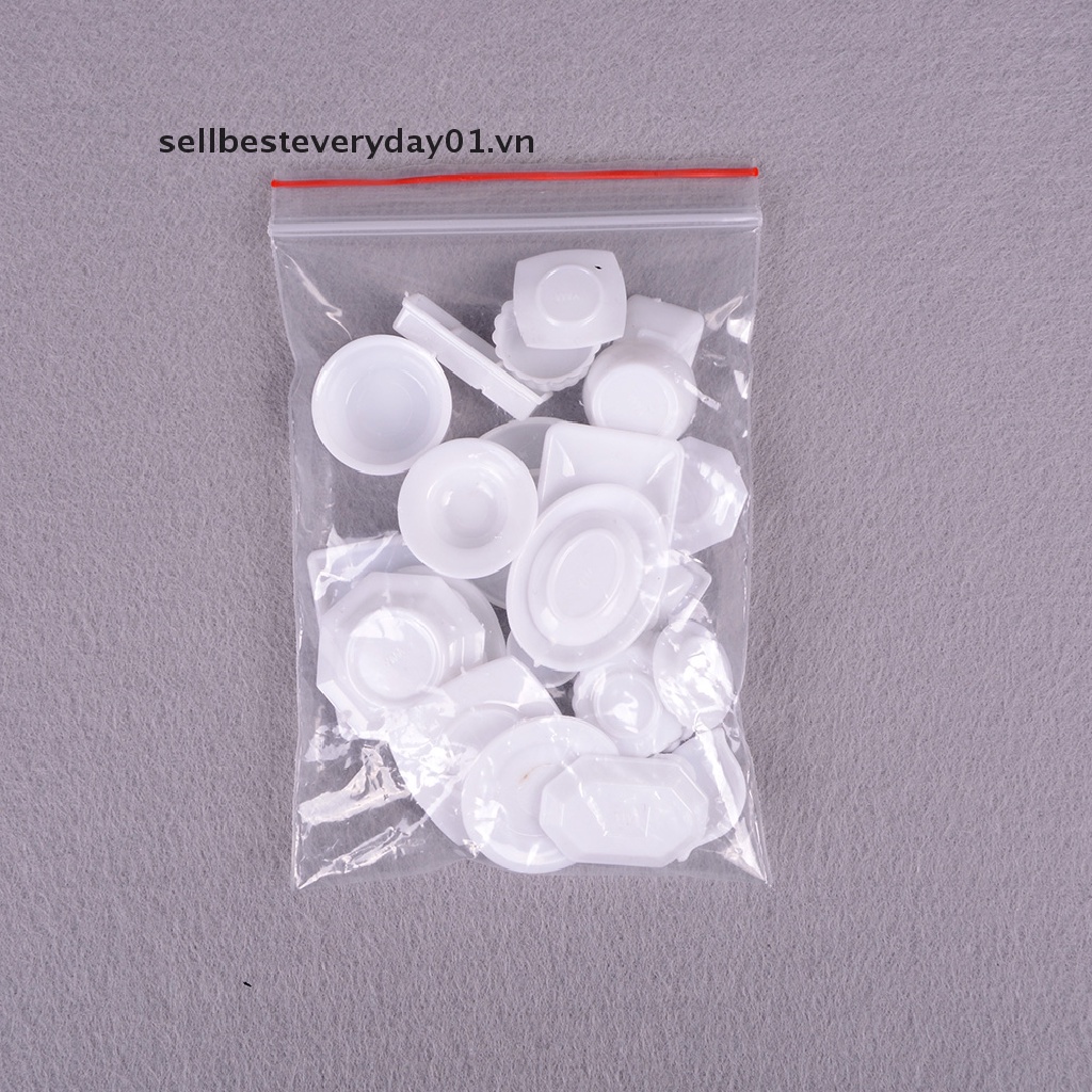 Set 33 dụng cụ nhà bếp trang trí nhà búp bê