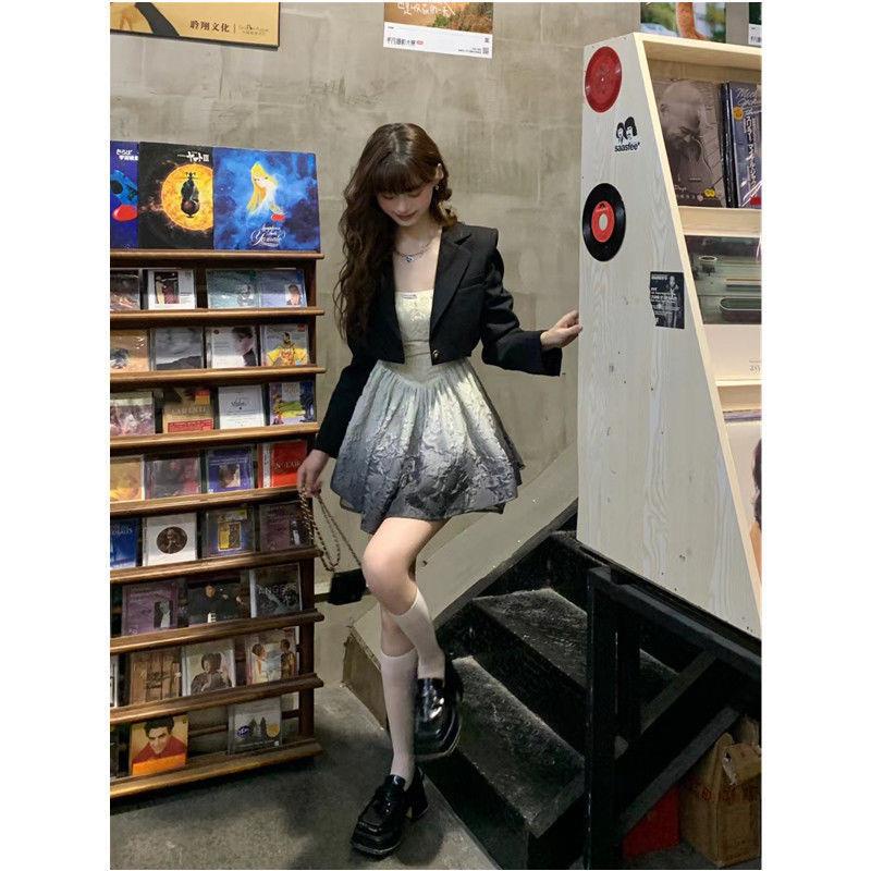 Bộ Áo Khoác + Chân Váy Yếm Lưng Thắt Nơ Phong Cách Hàn Quốc Ngọt Ngào Thời Trang Cho Tuổi Trung Niên