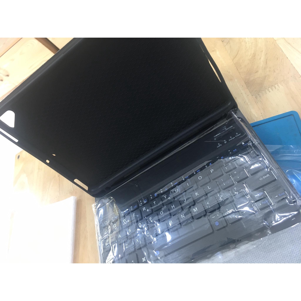 Bao da bàn phím Bluetooth iPad Air 5 4 Pro 11 Gen 7 8 9 10.2 Pro 10.5/ Gen 5 6, Air 3, Air 2 Lưng Dẻo Có kay Bút