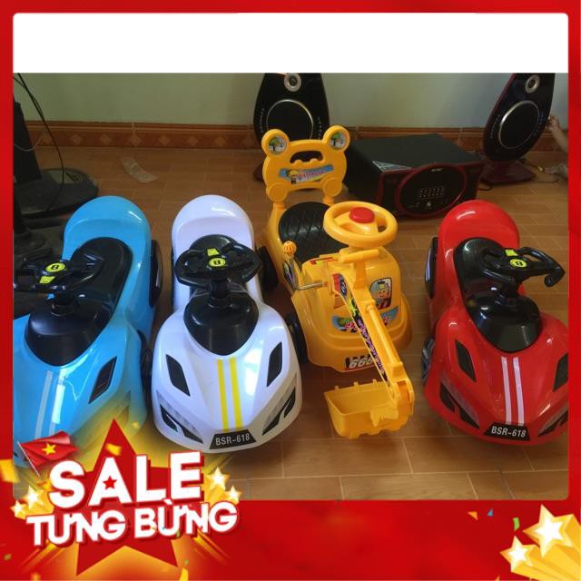 Combo xe cẩu và xe lắc