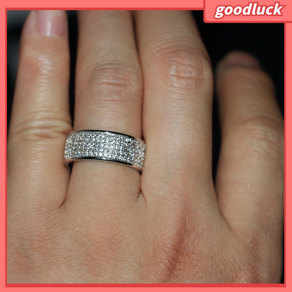 Nhẫn đính đá kiểu dáng sang trọng thanh lịch dành cho nữ