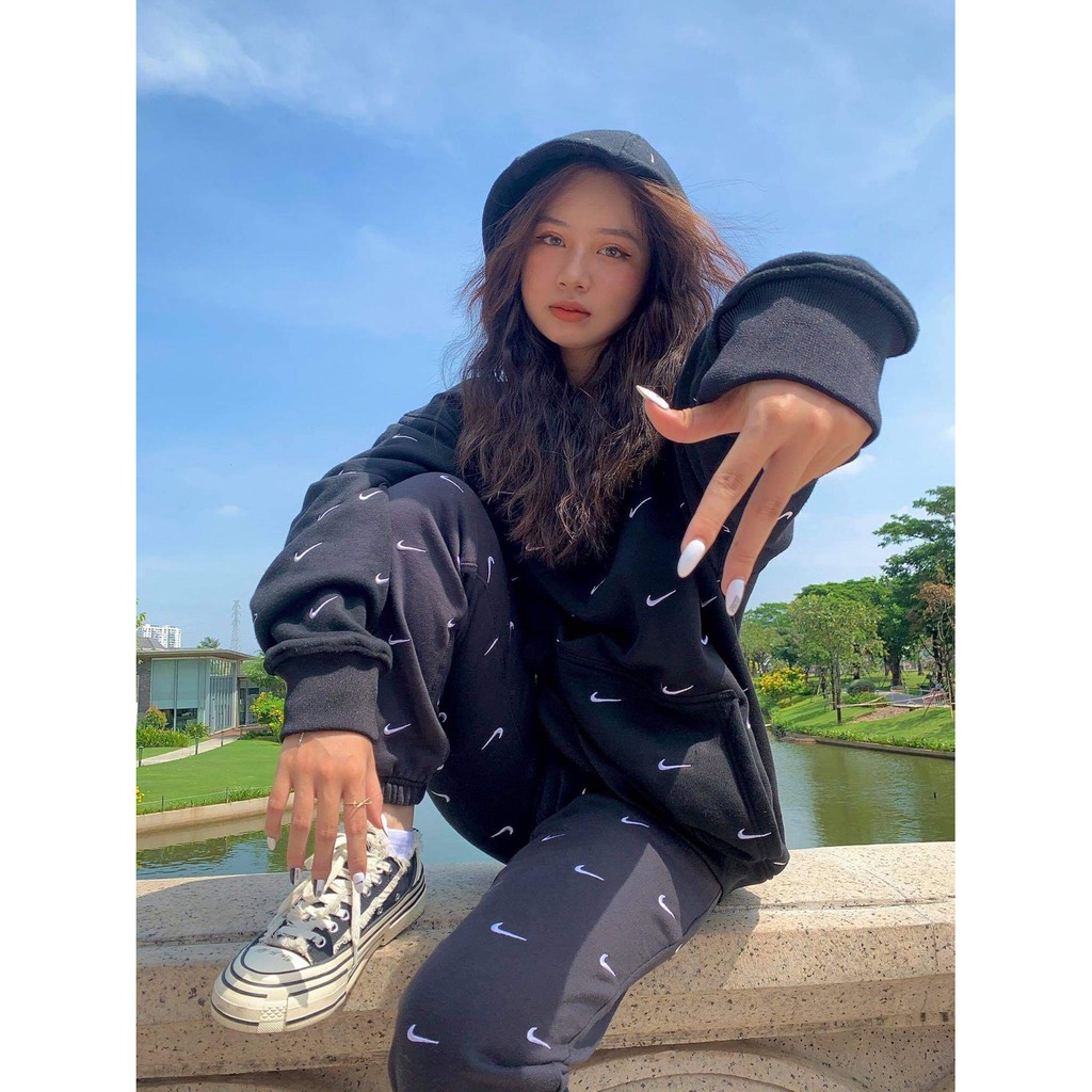 Set quần áo swoosh - Có bán áo, quần và hoodie tách lẻ - Kèm feedback khách | BigBuy360 - bigbuy360.vn