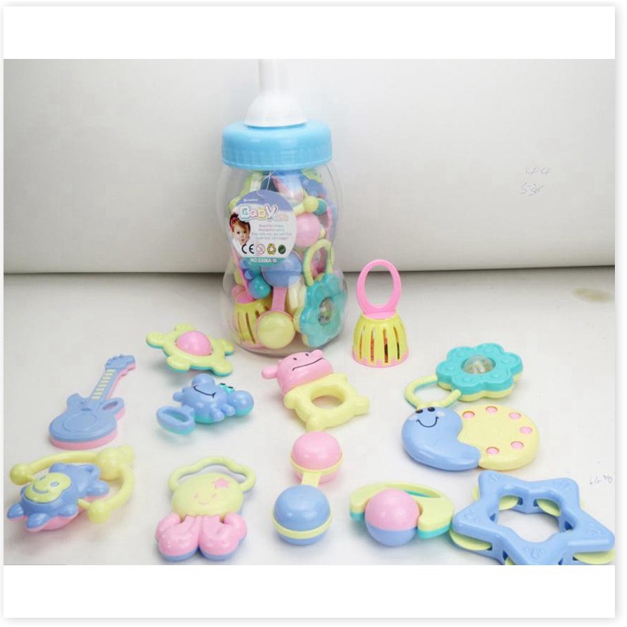 Bộ đồ chơi lục lạc cho bé  GIÁ VỐN Bộ đồ chơi cho bé 1-2 tuổi trong bình sữa, nhiều màu sắc