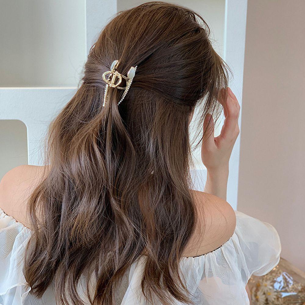 Kẹp Tóc Móng Vuốt Hình Hoa Tulip Ngọt Ngào Cho Nữ