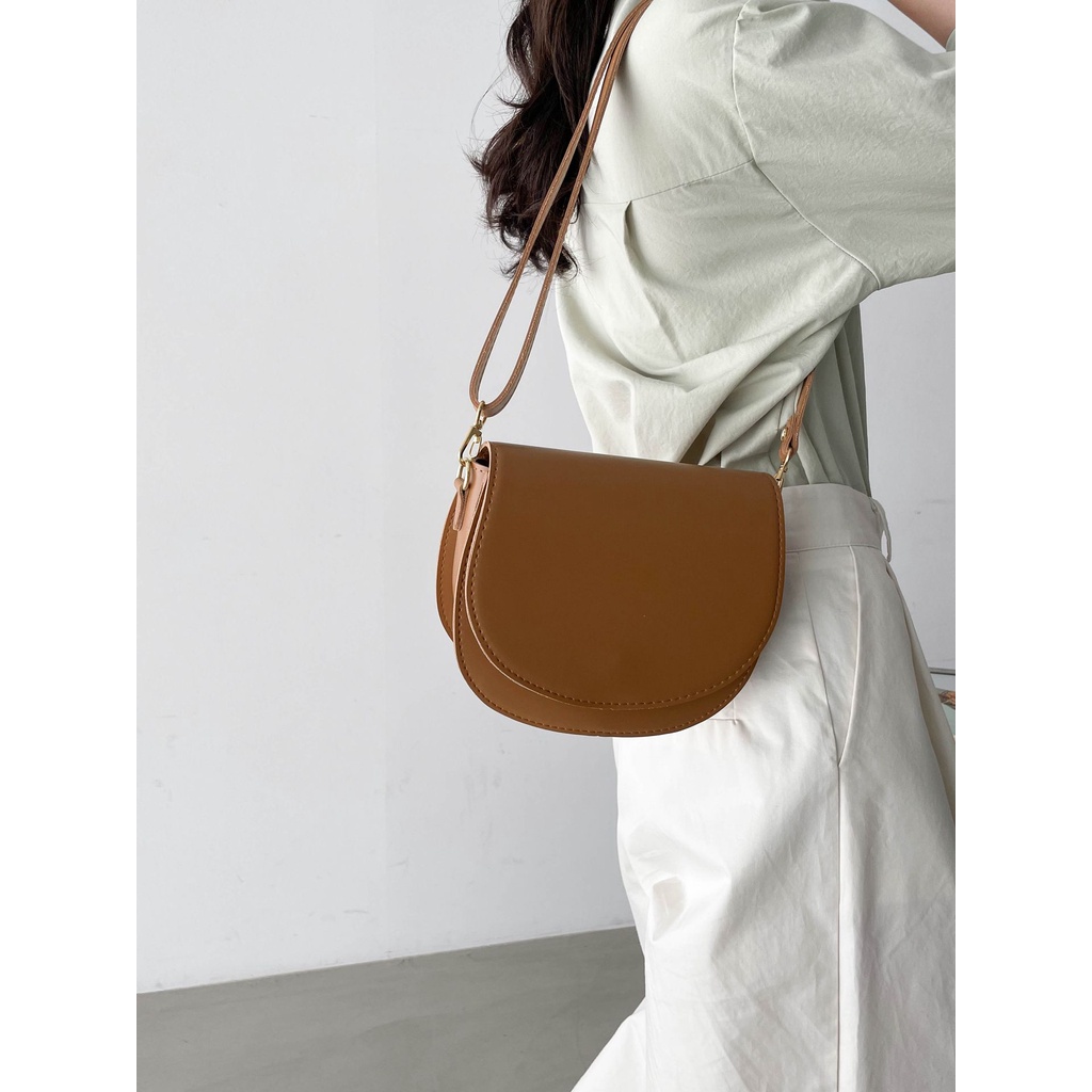 Túi đeo dáng tròn Hàn Quốc
