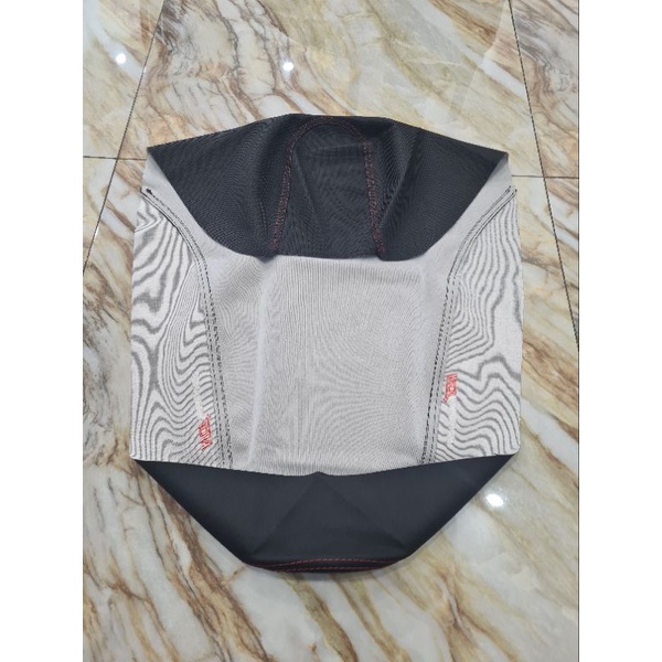 Áo Yên Vario Chữ Thêu Hông 2 Bên Da Yên Thun Thái Mịn Hàng Đẹp Loại 1