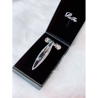 Cây lăn massage Refa Crystal Carat Face-phiên bản giới hạn đính đá pha lê Swarovski cực đẹp