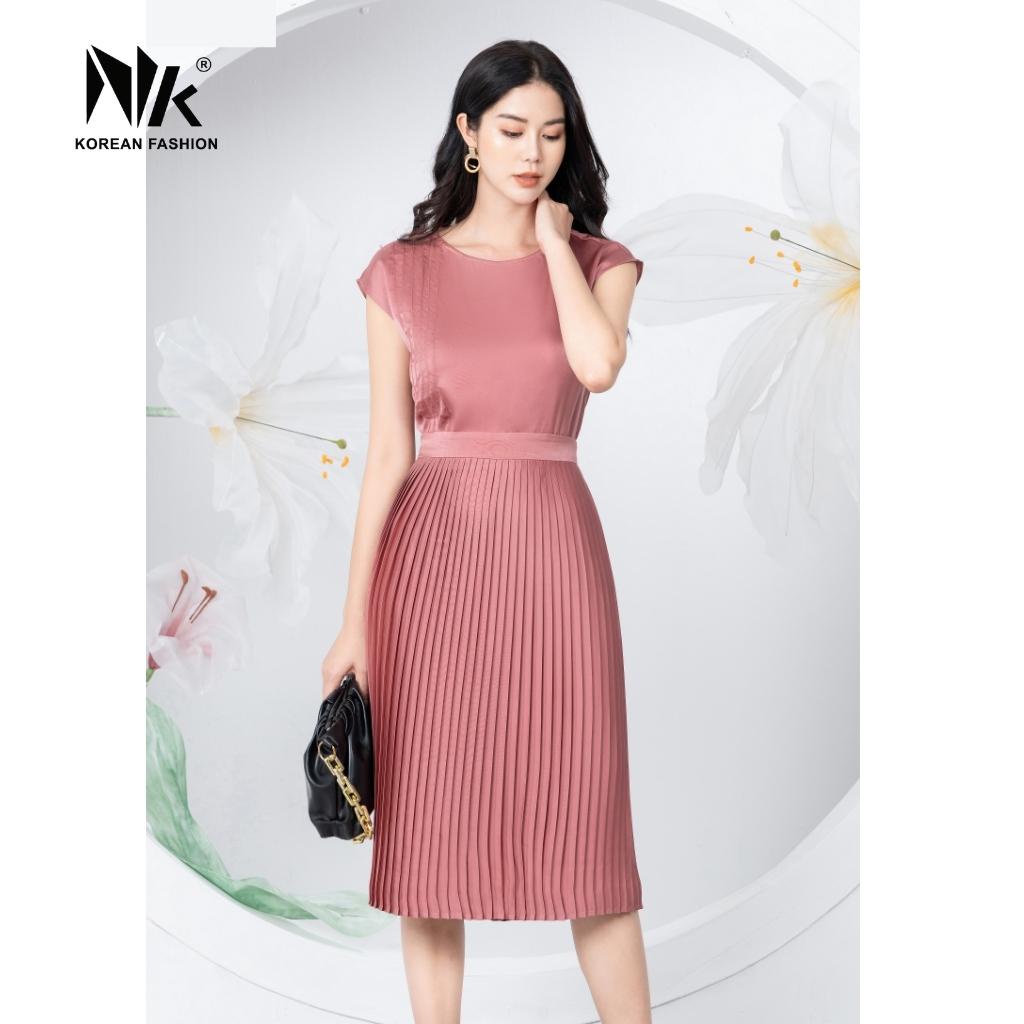 Set Áo Suông Sát Nách Kết Hợp Chân Váy Xếp Ly NK Fashion Thiết Kế Thanh Lịch, Chất Liệu Cao Cấp Thoáng Mát NKBD2203022