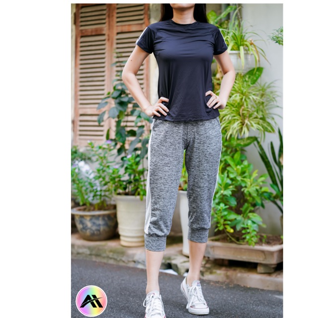 Hàng VNXK:bộ tập gym yoga earobic cho nữ,quần lửng dãng zum phối lưới sườn,áo cộc tay phủ bụng, co dãn 4 chiều