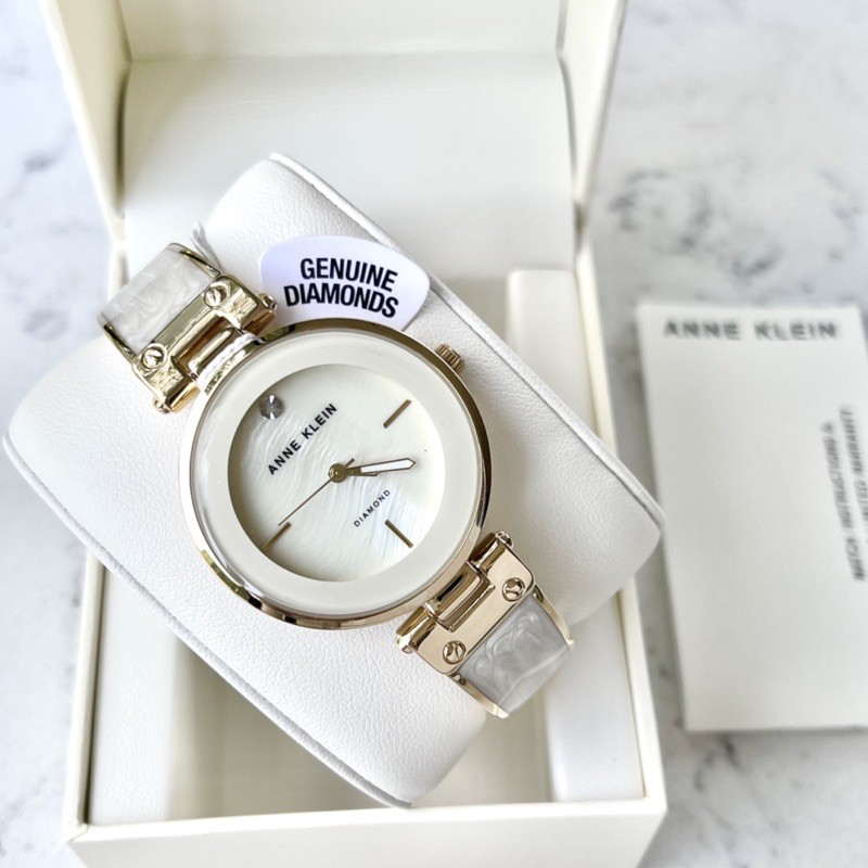Đồng hồ nữ thương hiệu ANNE KLEIN dáng kiềng model AK/2512IVGB