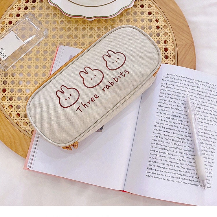 Bóp Viết Vải Canvas Màu Trơn In Hình Gấu Hoạt Hình Dễ Thương