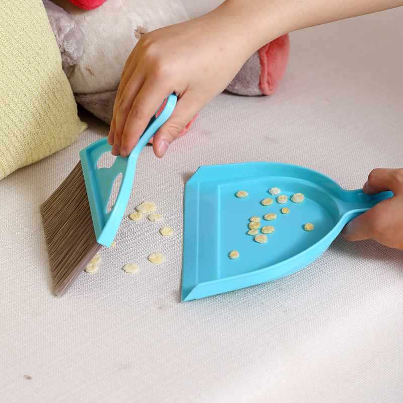 Bộ chổi và xẻng hót mini quét bụi bàn phím, vệ sinh bàn làm việc tiện lợi tienich247