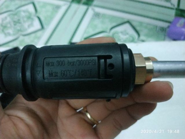súng xịt rửa xe cao áp chân trên 14mm đầu bằng