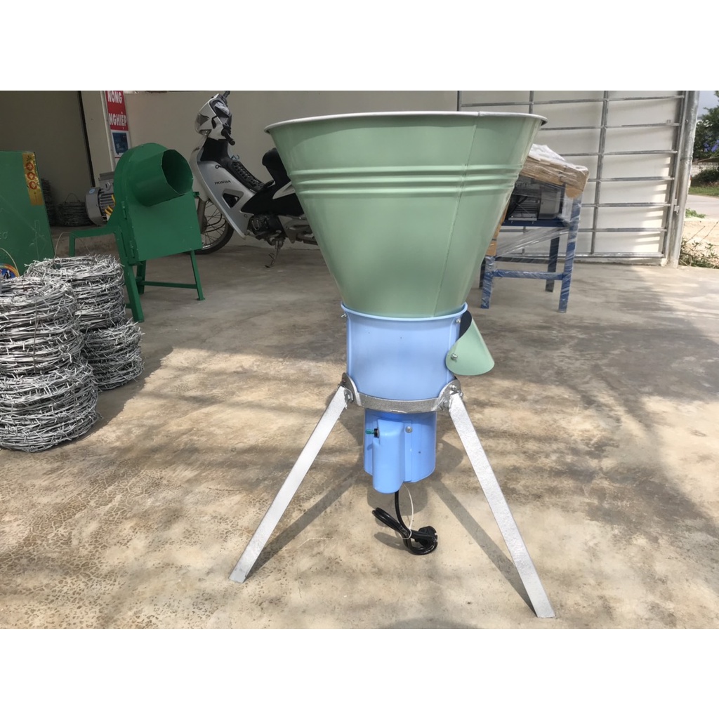 Máy băm bèo tây ,băm rau muống ,rau khoai cho lợn gà giá rẻ