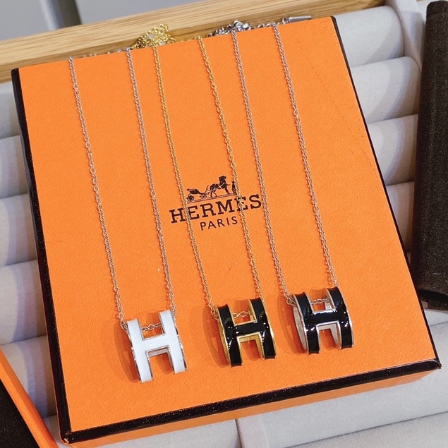 Dây chuyền nữ titan vàng mặt dây chuyền hình chữ H thương hiệu cao cấp không hoen rỉ cực kì sang trọng và cá tính -ms