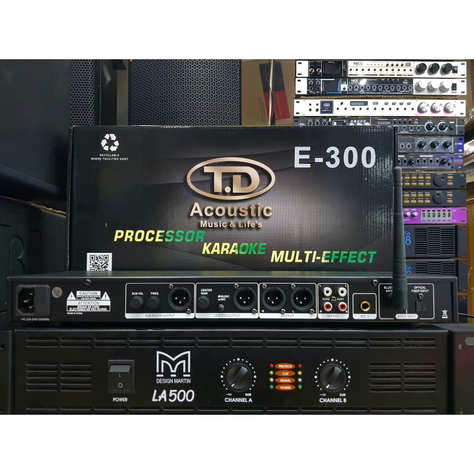 Vang cơ TD Acoustic E300: Vang có REVERB, Chống hú. Điều khiển, Chức năng Bluetooth,USB.. Tặng kèm bộ dây kết nối canon