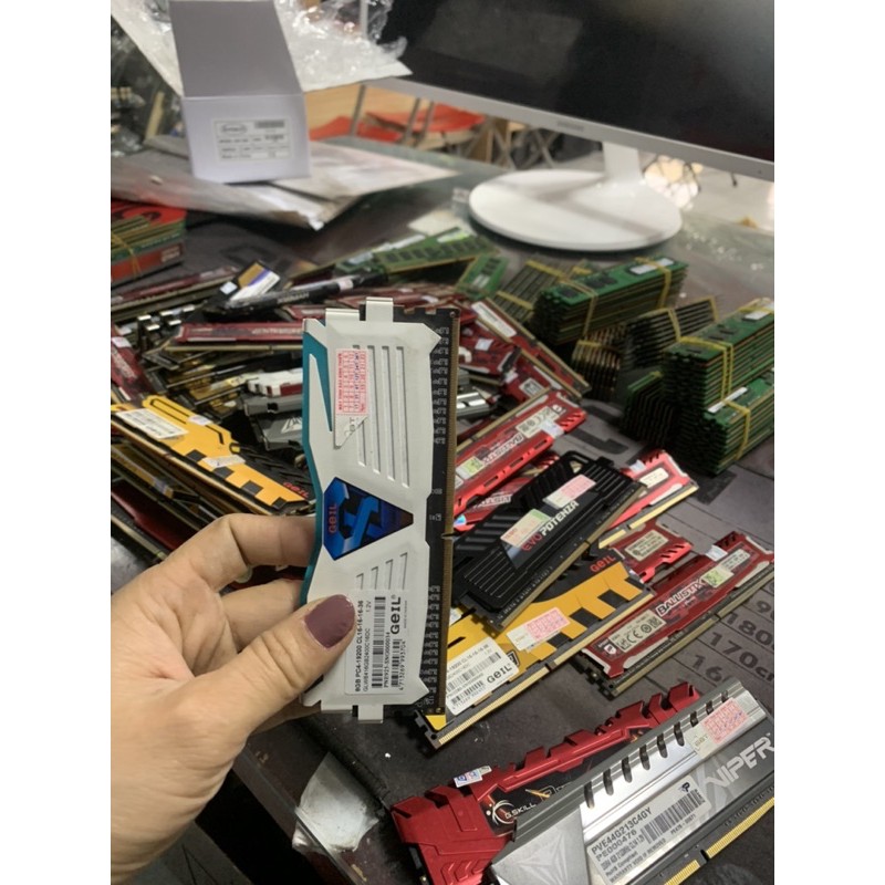 [ Hàng chính hãng] Ram PC ddr4 4GB bus 2400/2133 tản nhiệt dày, chân vàng óng | WebRaoVat - webraovat.net.vn