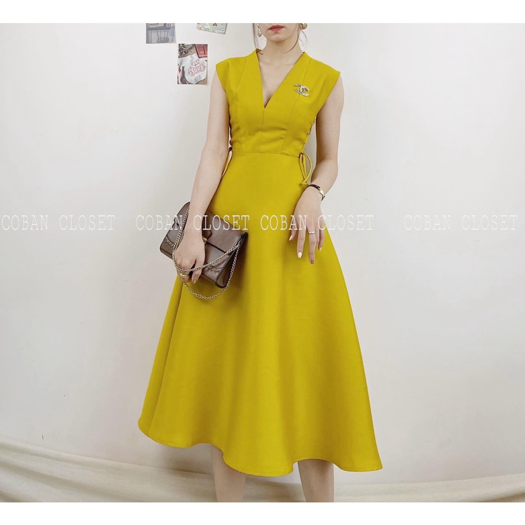 Đầm TAPTA Cụt Tay Cổ V Dáng Xòe Diện Đẹp Hết Ý UP