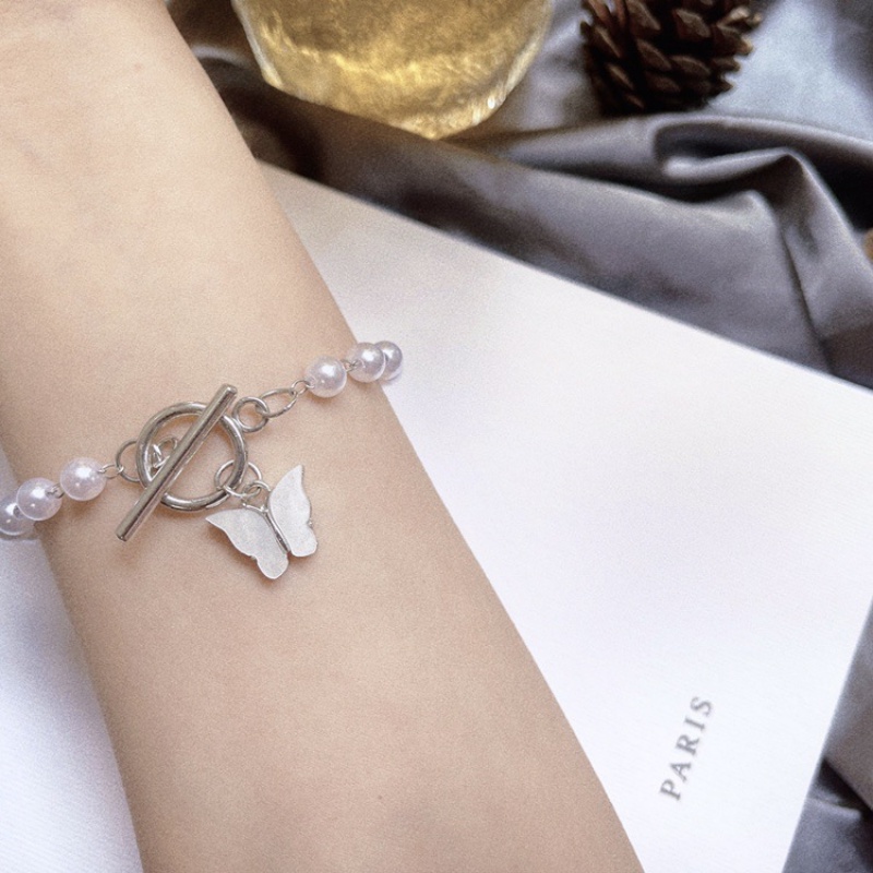 Vòng Tay Chuỗi Hạt Ngọc Trai Trắng Hình Bướm Phong Cách Hàn Quốc Thanh Lịch Cho Nữ