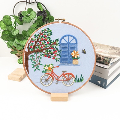 Kit thêu tay - Bộ nguyên liệu thêu tranh hình vườn hoa phong cách châu Âu