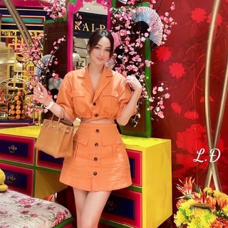 Sét áo sơ mi cổ vest dây rút mix chân váy cực xinh sang chảnh