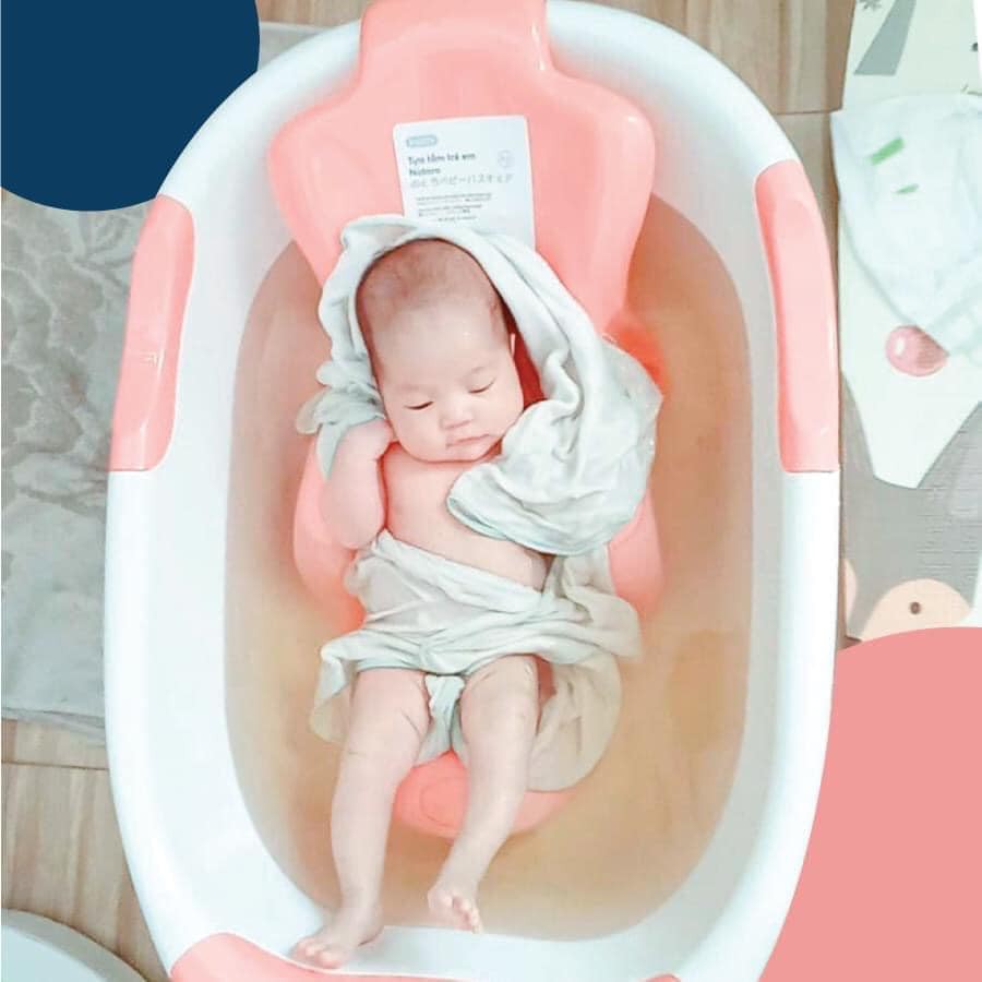 Chậu tắm cho bé -thau tắm cho bé inochi size to 120l cho bé từ sơ sinh đến 8 tuổi tặng thau rửa mặt tựa tắm gáo múc nước