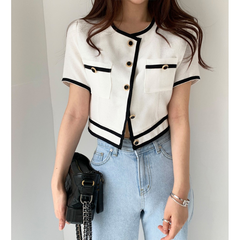 Áo kiểu cổ tròn túi 2 bên ngực nút đen sang chảnh (có hình thật) | BigBuy360 - bigbuy360.vn