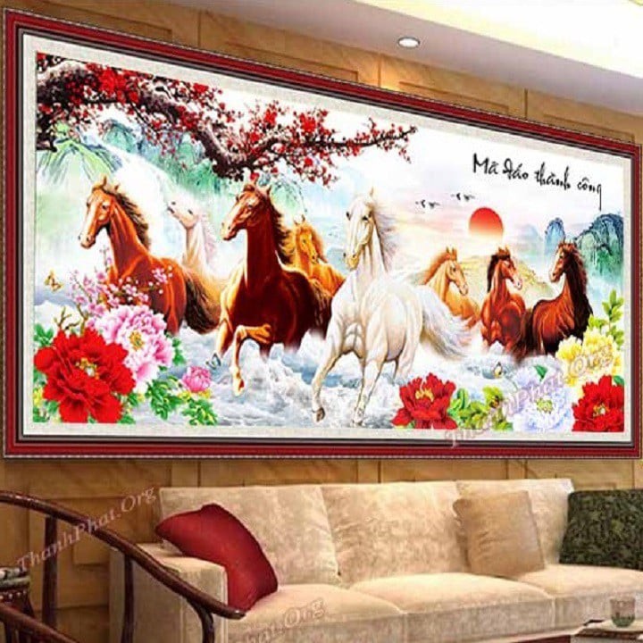 Tranh thêu ngựa mã đáo thành công KT:200x90cm,tranh chưa thêu.Tặng kéo và xỏ chỉ.