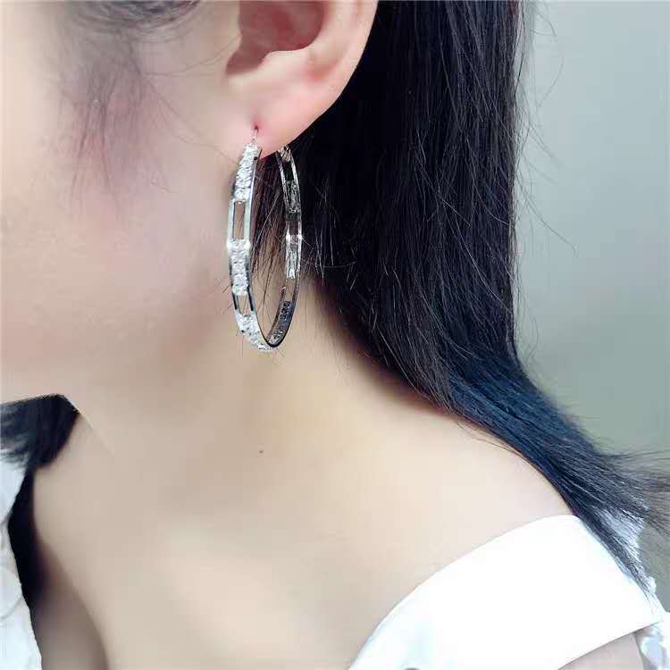 Bông Tai Mạ Bạc 925 Hình Tròn Lớn Đính Đá Thời Trang Cá Tính Cho Nữ