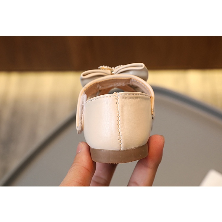 Giày Búp Bê Da Đế Mềm Chống Trượt Đính Nơ Phong Cách Vintage Cho Bé Gái 2-8 Tuổi
