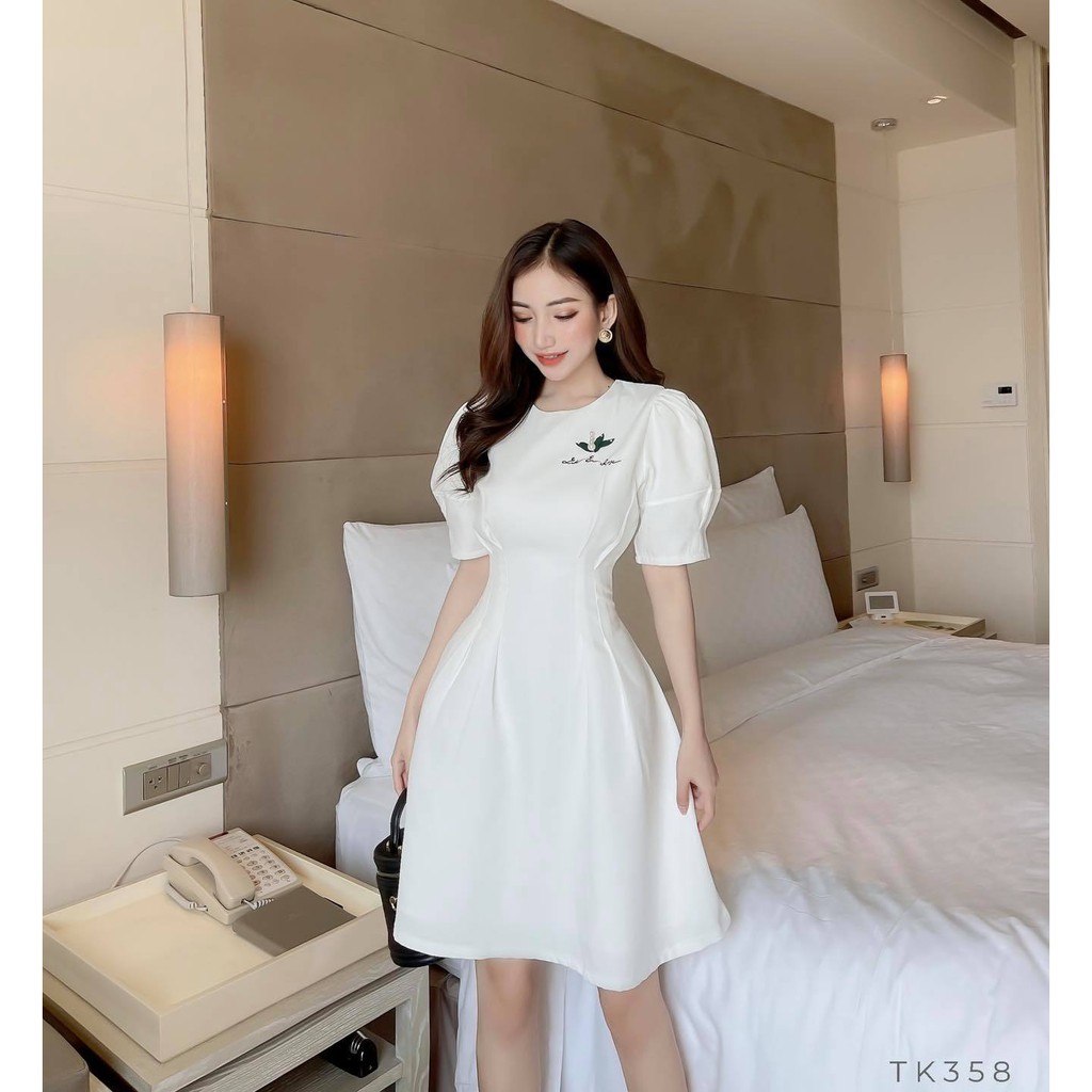 Đầm Nữ Gom Dress TK358 Dáng Xòe Màu Trắng Size S M L Dùng Dự Tiệc Đi Làm Công Sở Đi Biển