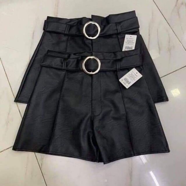 Chuyên bỏ sỉ số lượng các mặt hàng quần áo .địa chỉ phường hắc dịch thị xã phú mỹ bà rịa vũng tàu. Khách có