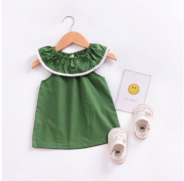 Váy bé gái