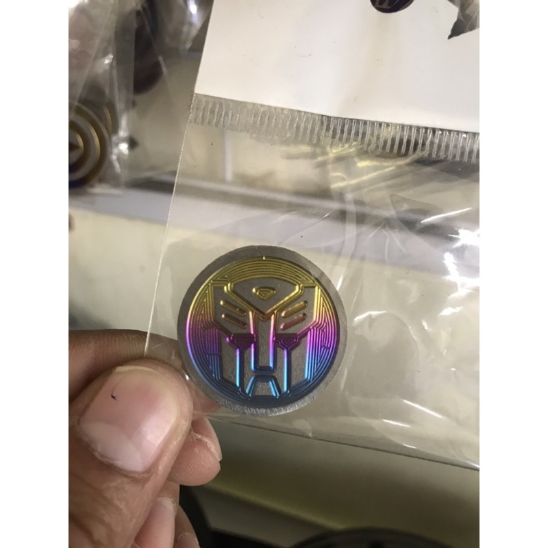 Tem logo titan trang trí xe