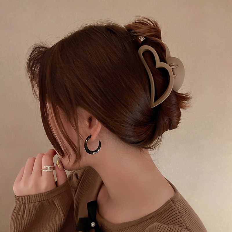 Kẹp tóc hình cá mập màu sắc đơn giản cho nữ