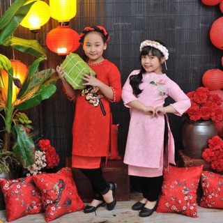 Áo dài cách tân cho bé gái