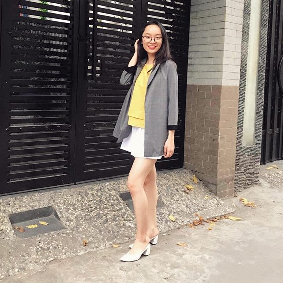 Áo blazer nữ xám phối đen - Gray vest | BigBuy360 - bigbuy360.vn