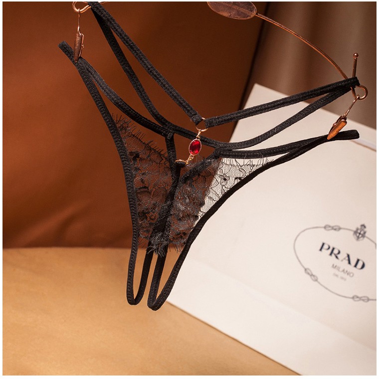 Quần lót lọt khe đính hạt TuTu AQ032