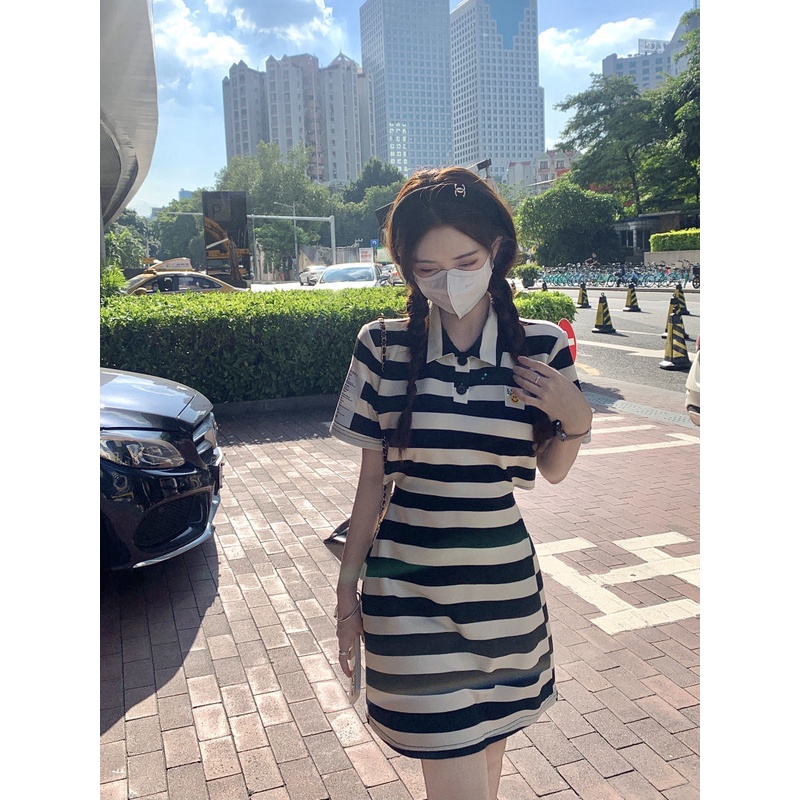 Đầm tay ngắn cổ bẻ ôm eo họa tiết kẻ sọc đen trắng thời trang mùa hè dành cho nữ