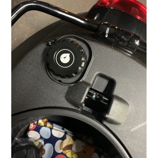 NẮP CHE BÌNH XĂNG VESPA
