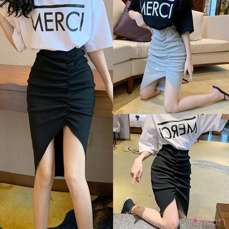 Chân váy dài trơn bất đối xứng phối xếp nếp dành cho nữ